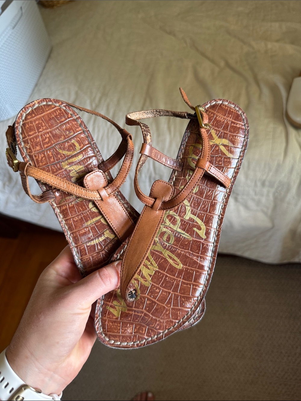 Sam Edelman Brown Leather T-Strap Croc-Embossed Sandals